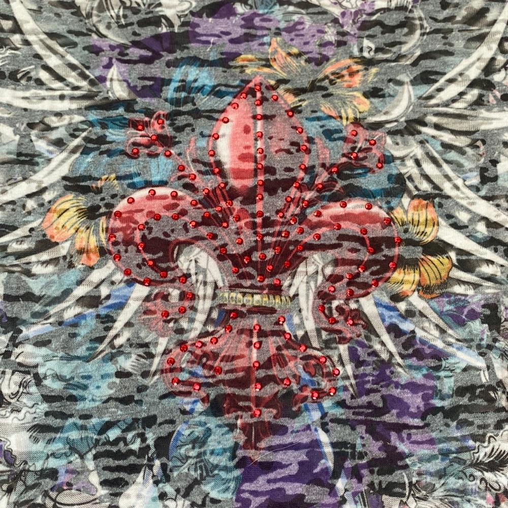 Multi Color Rhinestone Short Sleeve Tee - Picture 5 of 9